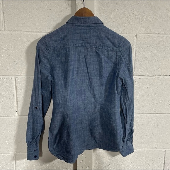 Tommy Hilfiger Chambray 100% Cotton Button Down Shirt Sz Small - Picture 4 of 4